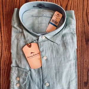 Tommy Bahama men’s XL button down shirt